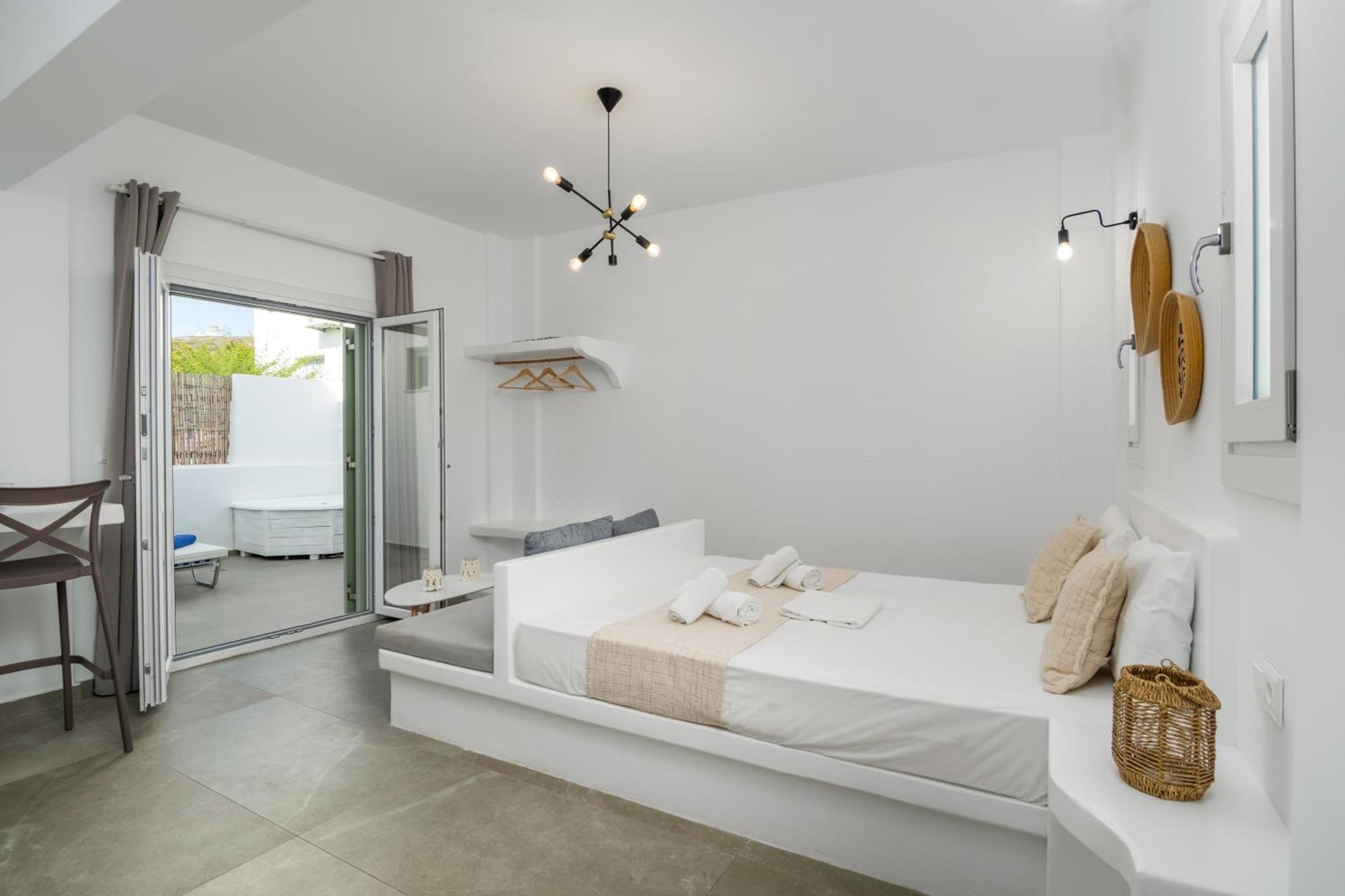 Eclipse Tales Apartment